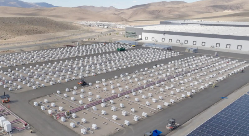 特斯拉前创办人新专案:退役电动车电池储能供电 2,000 颗 GPU